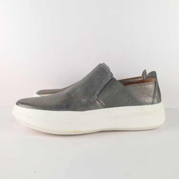 Gentle Souls By Kenneth Cole Rosette Slip-On Sneaker Size 9.5 M Pewter Metallic - Picture 5 of 10